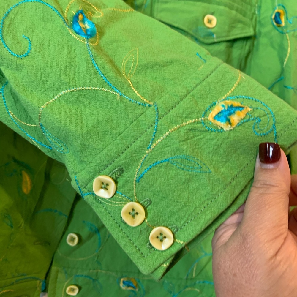 Beautiful fun jacket - Picture 4 of 5